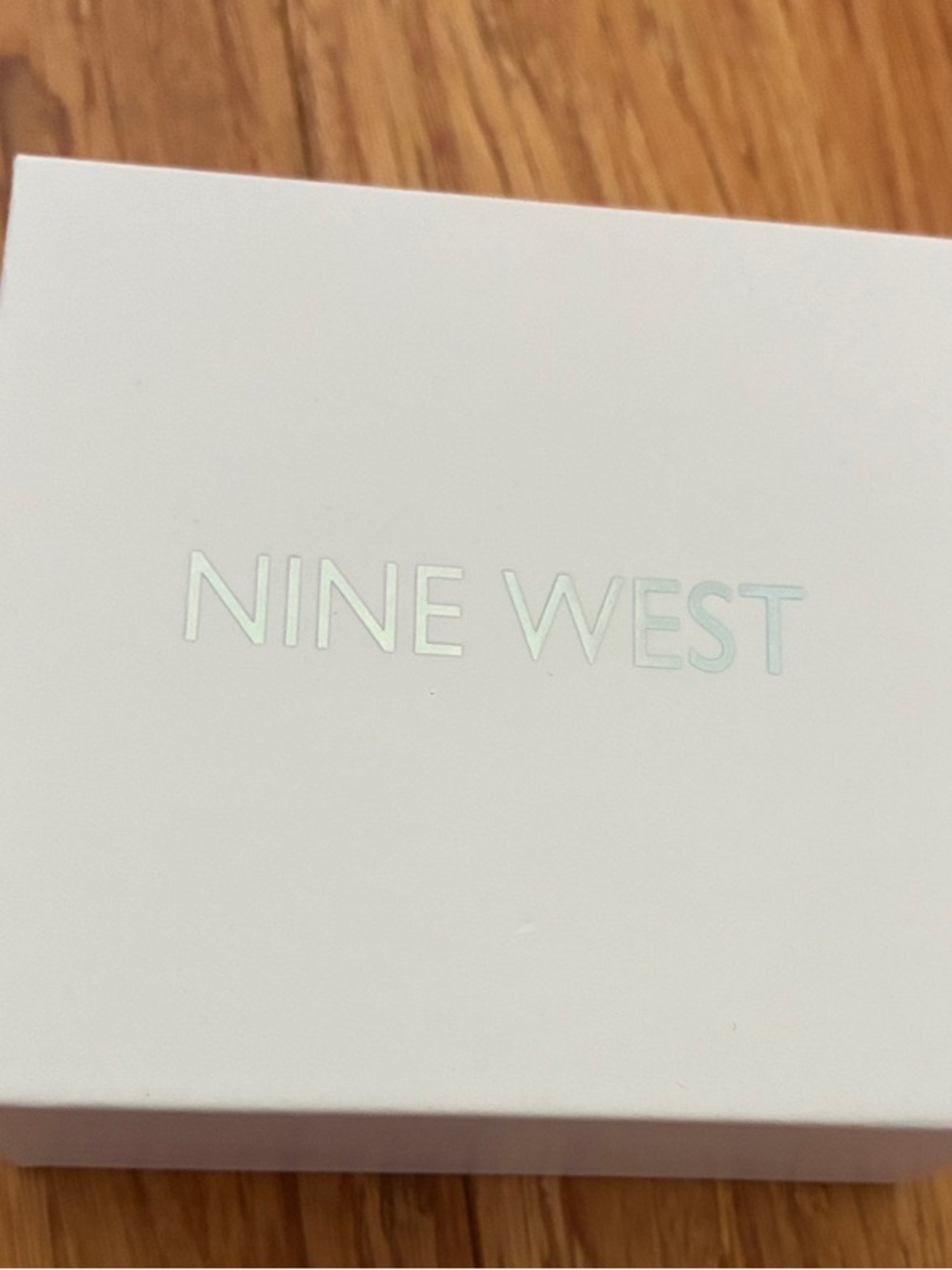 Nine West Infinity bracelet NIB